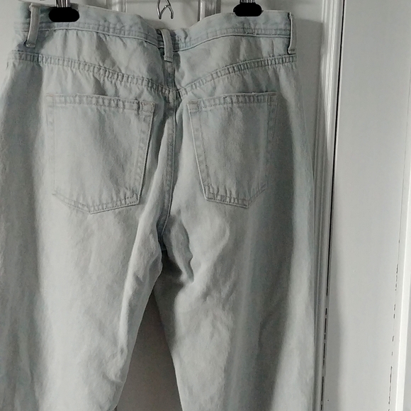 We The Free ladies faded ripped and frayed /cropped button fly jeans sz.30 - Picture 5 of 12
